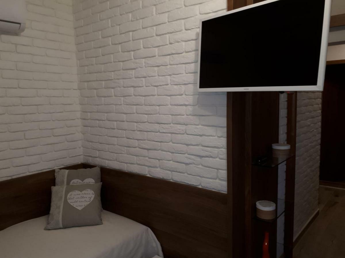 Apartment Art 大特尔诺沃 外观 照片
